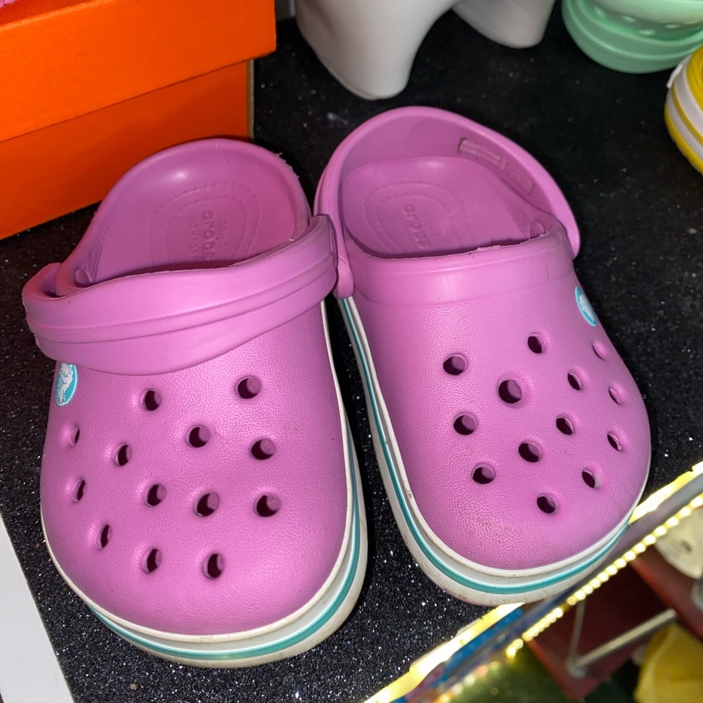 Kids crocs size 5